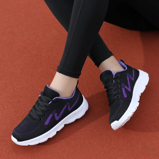 Sports and Leisure Women's Shoes New Four Seasons Flat Bottom Shallow Lace Up Tennis Shoes2025 Lightweight Women's Running Shoes