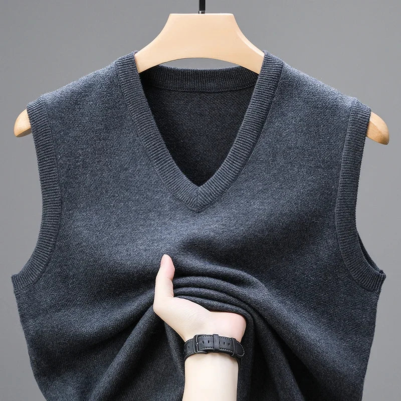2025 Men's Casual Sweater Vest Warm Comfortable Autumn Winter Fashion Outerwear
